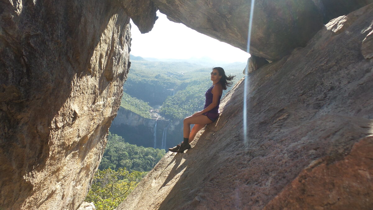 Mirante da Janela, Chapada dos Veadeiros. Ao fundo avistamos as cachoeiras Saltos 1 e 2.
